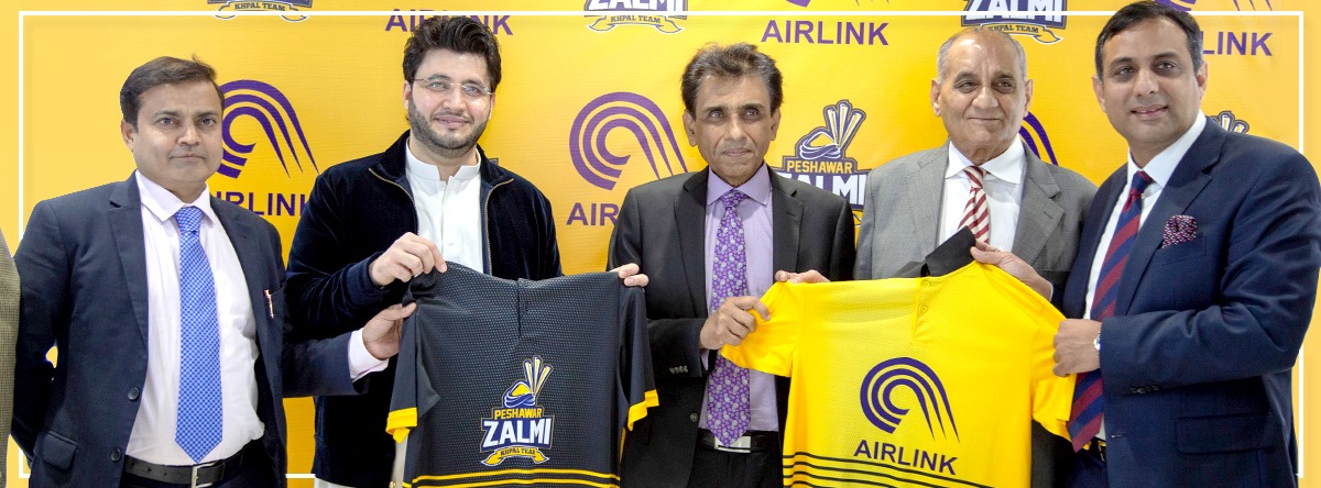 Sponsorship signing with Peshawar Zalmi for PSL2020 135